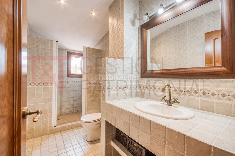 Foto 79e68201-f0cd-4044-8aa6-2395238b5eb7. Casa adossada a carrer sant jordi 20 a Borges Blanques (Les)