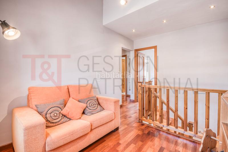 Foto c30e52f3-3ab4-4f99-8390-62db289f9266. Casa adossada a carrer sant jordi 20 a Borges Blanques (Les)