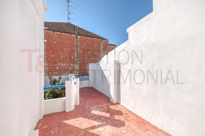 Foto 04f3bd31-abcf-478e-abb5-95e2176bbf9e. Casa a carrer de la indústria 31 a Calella