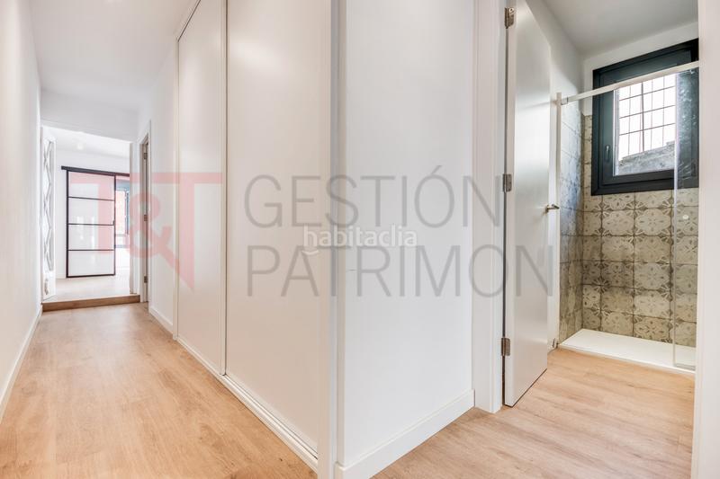 Foto 86c38051-a331-4e09-9a36-bcfdceb91073. Casa a carrer de la indústria 31 a Calella