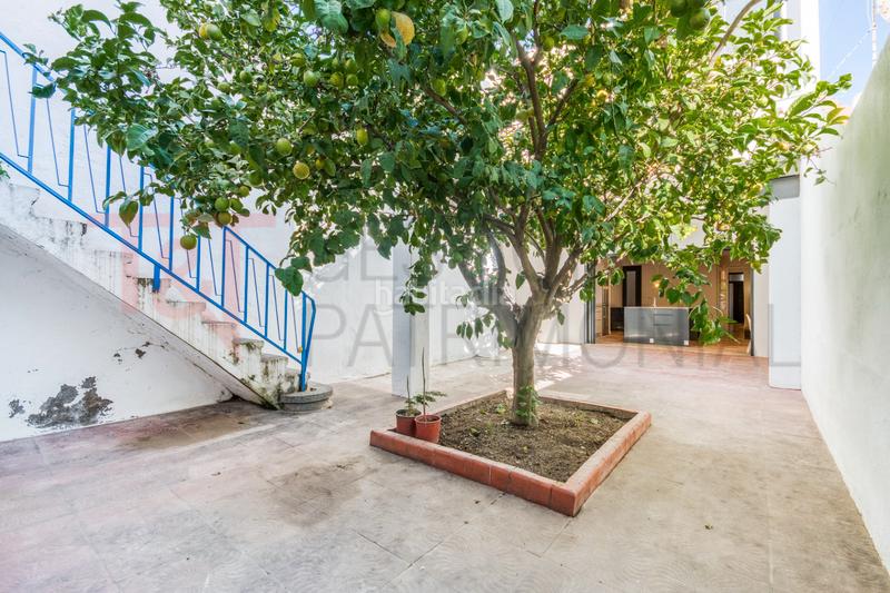 Foto e7ef2b6b-cb21-4385-85cb-b04ab80516ff. Casa a carrer de la indústria 31 a Calella