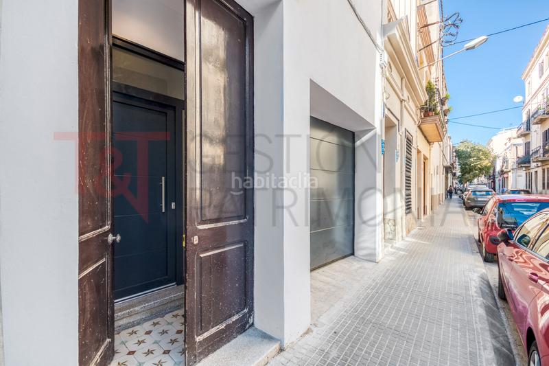 Foto e85e2630-87cd-4e75-8b4c-6553a2d63fb8. Casa a carrer de la indústria 31 a Calella