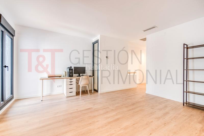 Foto fb6d75d7-9be7-4665-8d00-b33112a21fd4. Casa a carrer de la indústria 31 a Calella