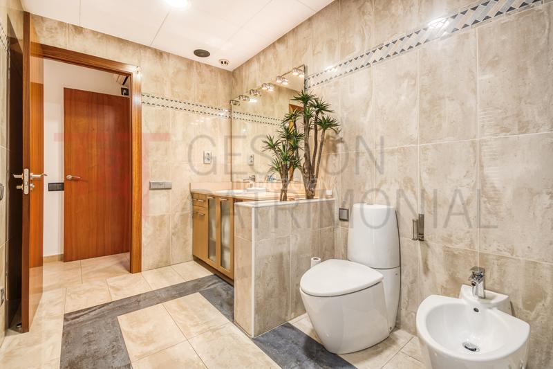 Foto 3deefef2-9894-45e6-a900-00611d343cb9. Haus in carrer d'olof palme 23 in Castellarnau Sabadell