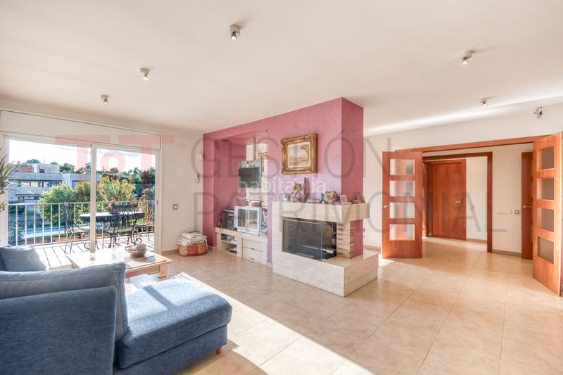 Foto 442eef5d-b3a0-4664-ba6b-c9cebdee528f. Haus in carrer d'olof palme 23 in Castellarnau Sabadell