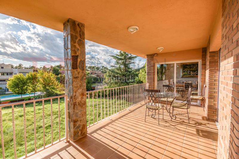 Foto f235e40c-0e78-4f44-b7f1-535da4794210. Haus in carrer d'olof palme 23 in Castellarnau Sabadell