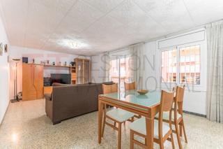 Pis a Centre. Piso de 4 hab. y dos baños en pleno centro