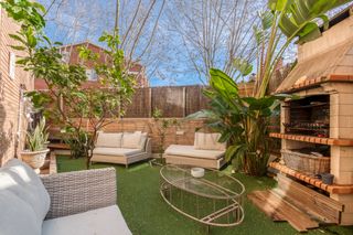 Casa a schiera in Carrer mare de déu de núria 29