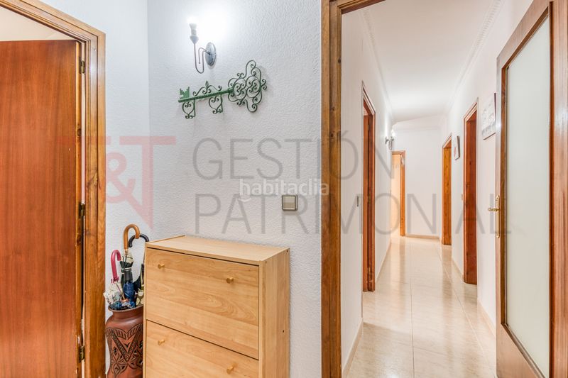 Foto a5c237f2-688d-4479-b3c6-3d8324cb5882. Pis a carrer alt de sant pere 47b a Centre Torredembarra