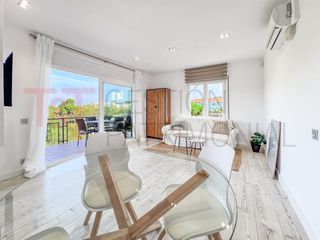 Appartamento  Carrer rosa dels vents. Piso reformado con licencia turística