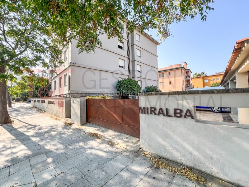 Foto afd9f206-e710-4b3b-9f0e-763e764ba30f. Pis amb xemeneia calefacció a Port d´Aro Platja d´Aro