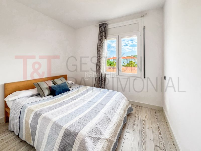 Foto c081a453-0054-44a7-8140-30e8be33fa21. Pis amb xemeneia calefacció a Port d´Aro Platja d´Aro