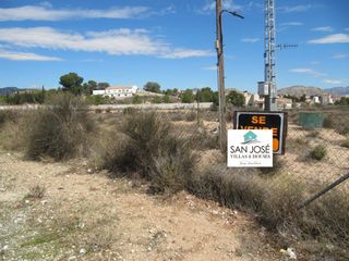 Finca rústica en Monòver. Se vende terreno  no urbano en monovar (alicante) spain