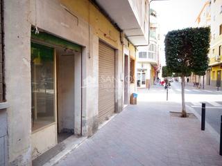 Local commercial à La Coca-La Nia-Vistahermosa. Venta de local comercial en aspe en zona barrio de la coca, al l