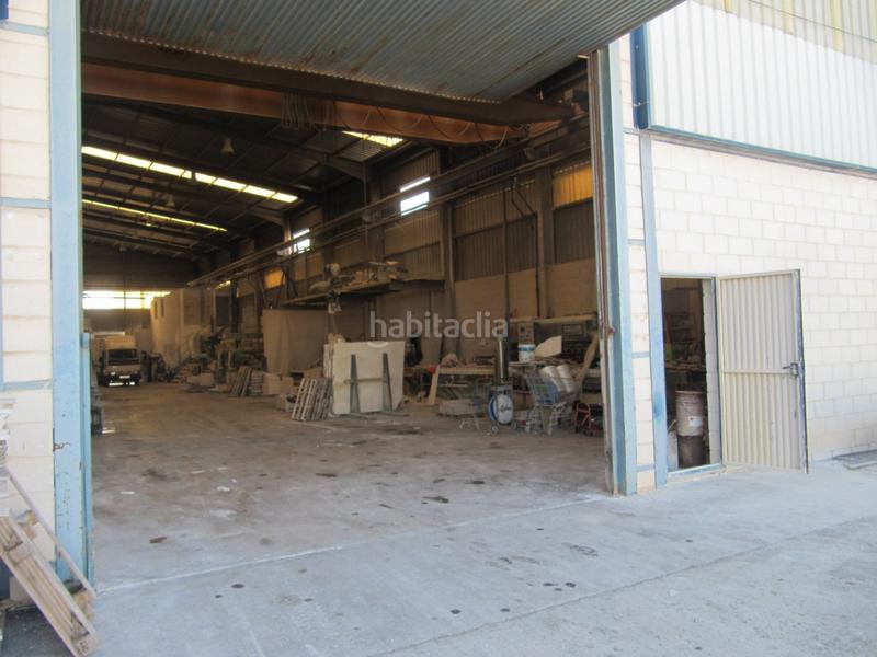 Foto 2e52c7be-5984-4e62-8cbc-3c1f2b8cf0fa. Fabrikhalle in Romana (la)