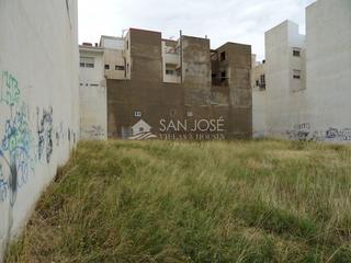 Terreny residencial a San Juan. Venta de solar urbano en aspe en buena zona