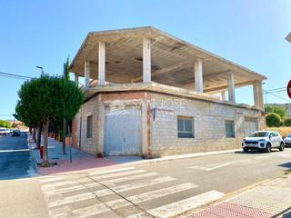 Terrain résidentiel à Romana (la). Venta de casa en estructura en la romana  alicante, de grandes d