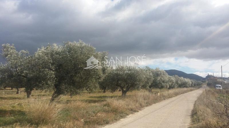 Foto 4044ae7c-b29a-48fd-abe5-79893db870c2. Terrain résidentiel dans Biar