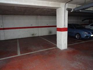 Aparcament cotxe a La Serranica-Sagrado Corazón. Se vende plaza de garaje económica en aspe zona juan xxiii  serr