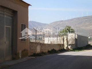 Terreny residencial a Caudete. Solar en venta en caudete, para construir
