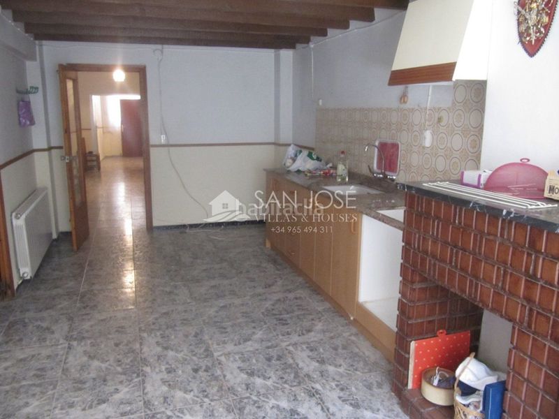 Foto 3caa5750-bf3d-42b2-a062-d0c0ad2d8cb3. Casa amb calefacció a Pinoso