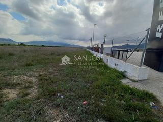 Finca rústica a Monòver. Venta de terreno en monóvarpinoso, zona maña con muy buena ubica