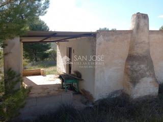 Terreny residencial a Monòver. Venta de casita en terreno urbano en  monóvar , zona de los alfo