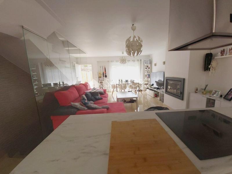 Foto aebba05c-25db-48ce-9bfe-d44fa2ad1e62. Casa con riscaldamento piscina in Hondón de las Nieves