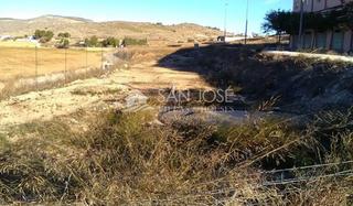 Terrain résidentiel à Hondón de las Nieves. Venta de terreno urbano en hondón de las nieves, en buena zona