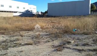 Terrain résidentiel à Hondón de las Nieves. Venta de parcelas en hondón de las nieves en zona polígono indus