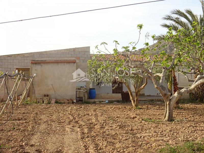Foto 41bc873d-dc88-4717-9ff3-9e54e3d7c6e2. Casa a San Juan Aspe