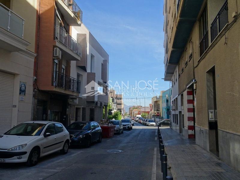 Foto 63651b94-e065-4640-a898-ab5a918ecf8a. Location local commercial dans San Juan Aspe