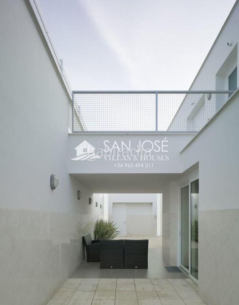 Foto 63bd4e2c-e802-45b5-8595-5dc4f00fee71. House with heating parking in San Juan Aspe