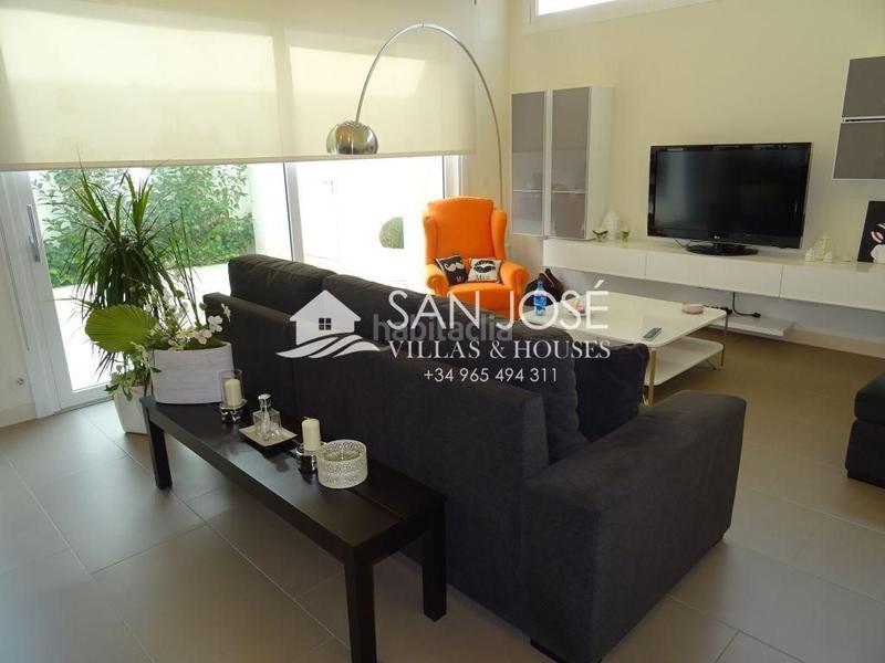 Foto 7bec9d17-1a1c-4aa0-ae94-9b96e6d8113b. House with heating parking in San Juan Aspe