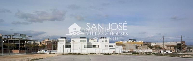 Foto 99b95bea-2d02-48dc-b2e2-16b4c5135c6e. House with heating parking in San Juan Aspe