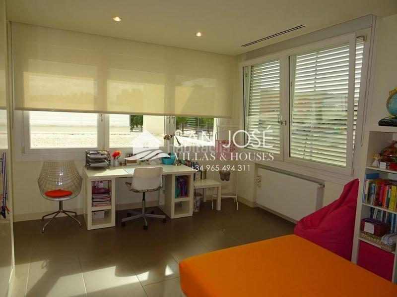 Foto c50fad2d-7688-4a50-8378-d6fb4fb828b0. House with heating parking in San Juan Aspe