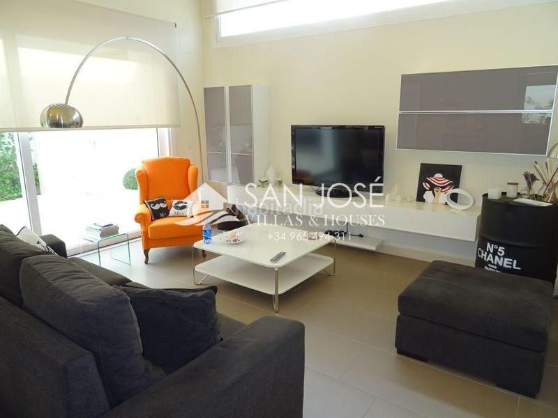 Foto ef1ca7f5-40c4-46f9-a708-f5bf838eb0e6. House with heating parking in San Juan Aspe