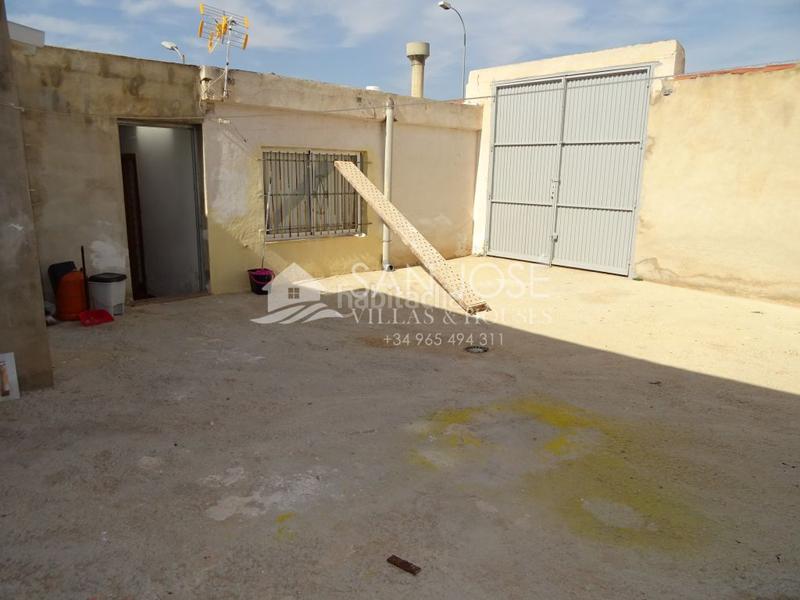 Foto f25f15c0-d3f4-4d05-b3f9-043ac9df2416. Maison avec parking dans San Juan Aspe