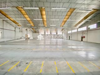 Nau industrial a El Castillo. Venta de nave en aspe