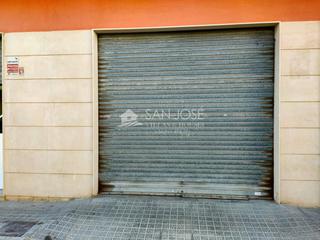 Local commercial à Monforte del Cid. Se vende local comercial en monforte del cid