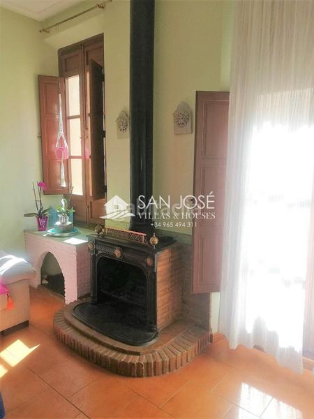 Foto 2eda5b60-ad31-4b88-a4e6-c2b6f9c28a94. Casa amb calefacció a Novelda