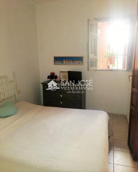 Foto a5740eeb-14c9-4b25-957c-a2e5b00e8787. Casa amb calefacció a Novelda