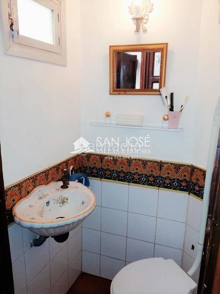 Foto fcec6c65-5fe5-430e-88c8-0ad763ce07a0. Casa amb calefacció a Novelda