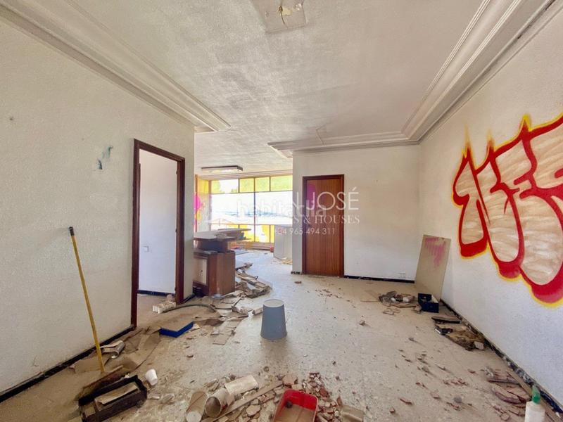 Foto 1aeba658-43e2-4c7f-b16a-39223c76bffb. Nau industrial a La Coca-La Nia-Vistahermosa Aspe