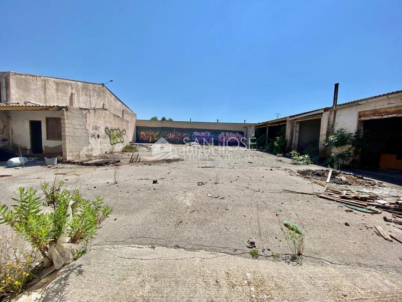 Foto 435f867b-d41a-449f-95f6-bb4c2ee9a657. Nau industrial a La Coca-La Nia-Vistahermosa Aspe