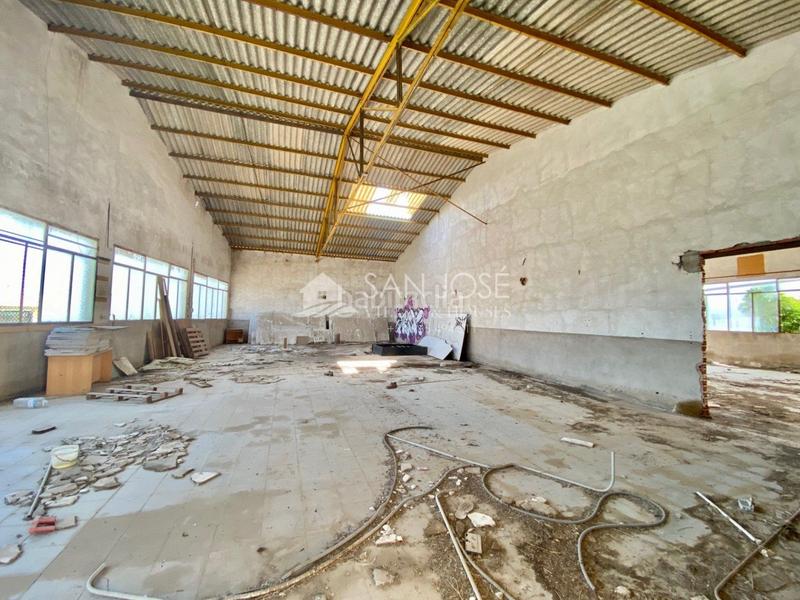 Foto f7cb9287-6bcc-4bff-a7b1-aba8223f0e66. Nau industrial a La Coca-La Nia-Vistahermosa Aspe