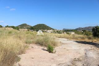 Finca rústica a Monòver. Venta de terreno en la romana . monovar .
