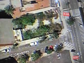 Terreny residencial a Novelda. Se vende terreno urbano en novelda en zona piscinascentro salud.