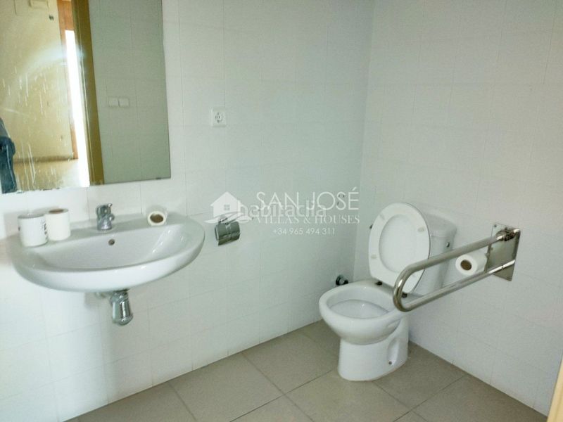 Foto 5bd52cad-2f44-402e-b2e0-f1fdd9c3d692. Local comercial a Centro Aspe