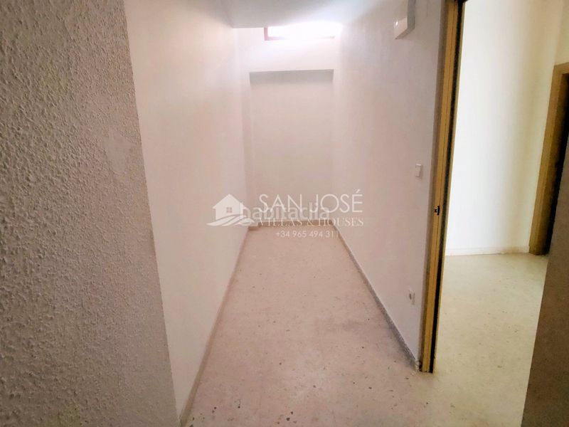 Foto c76f485b-bef4-4e6e-afa2-bf7e1404e54d. Local comercial a Centro Aspe